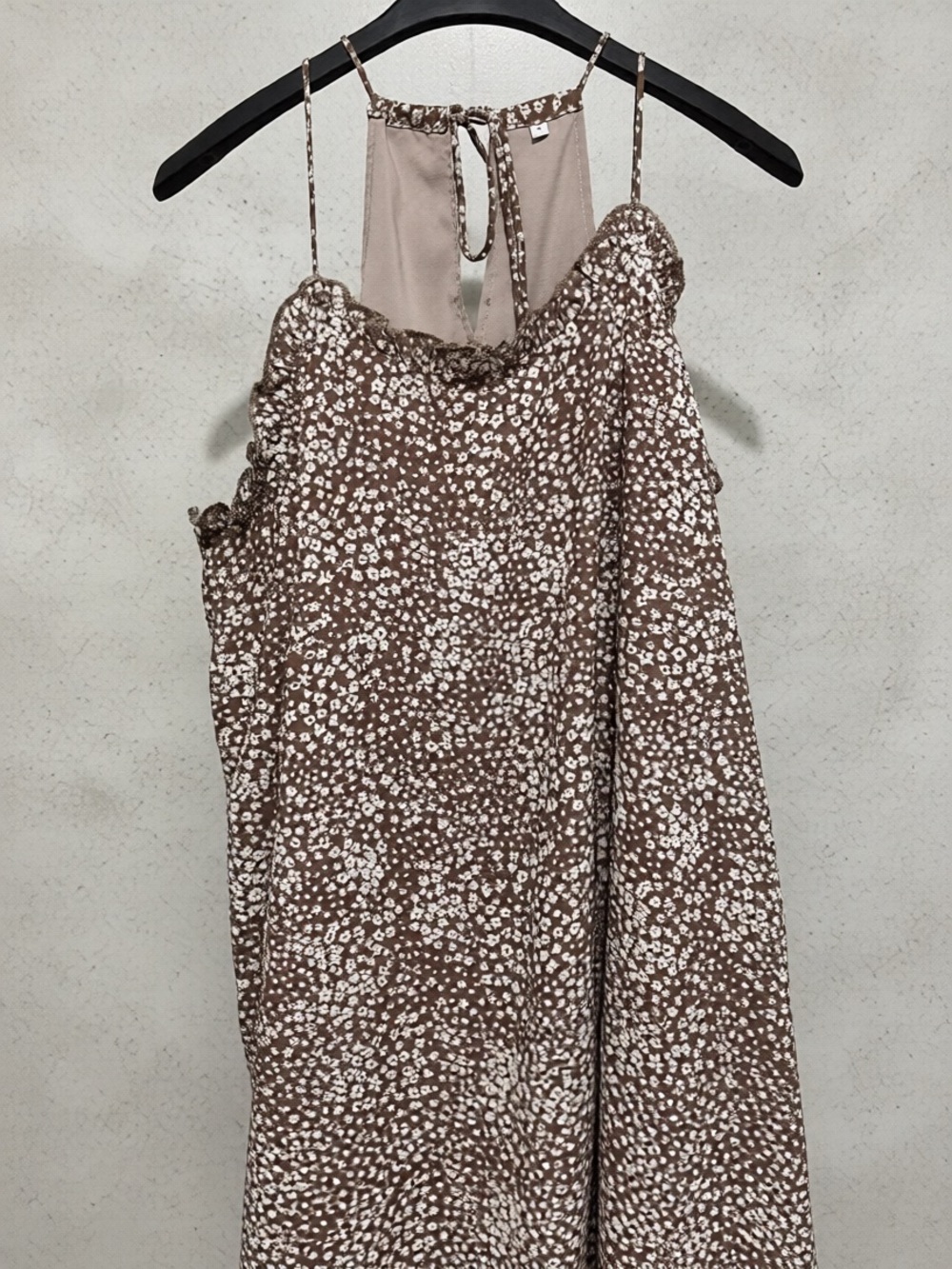 Woman Brown Floral Spaghetti-Strap Dress
